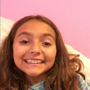 Meet your Posher, Addie